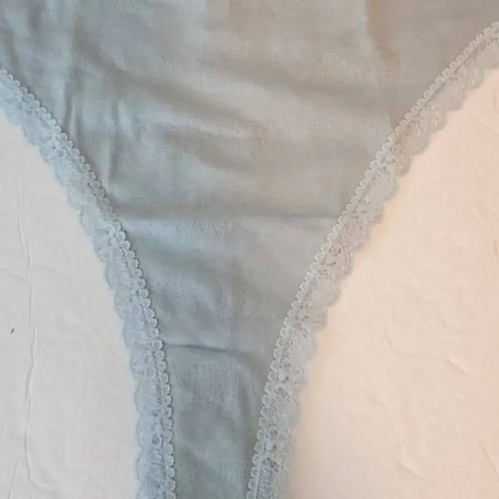 SKIMS COTTON LACE TRIMMED‎ BIKINI PANTY NWT